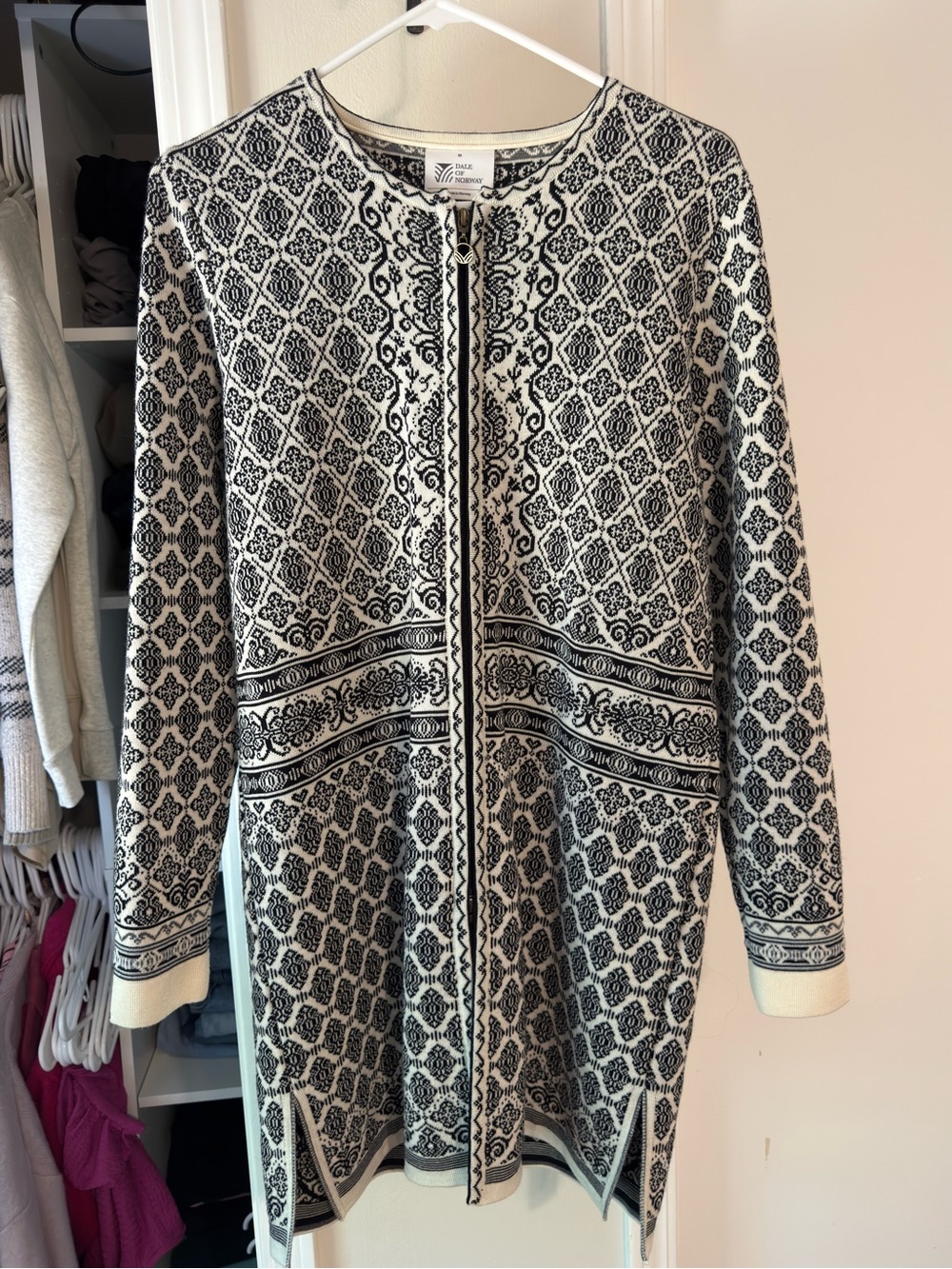 Dale of Norway Ingeborg Cardigan